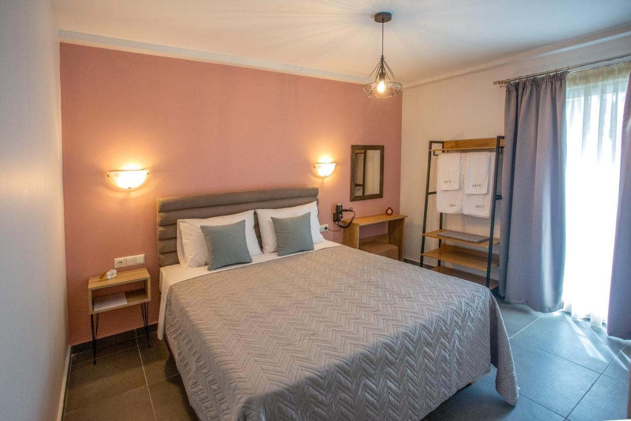 Privileged Villa Néa Péramos Kültér fotó
