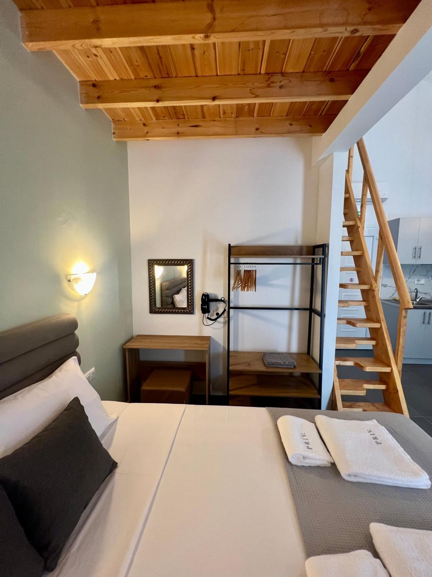 Privileged Villa Néa Péramos Kültér fotó